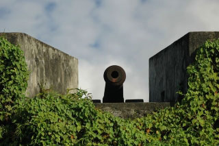 A wall cannon at Fort Belgica, Banda Neira - photo courtesy of Stefan
