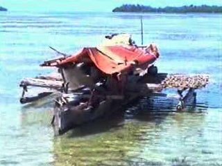 Bajau fishing boat, Tomini Bay