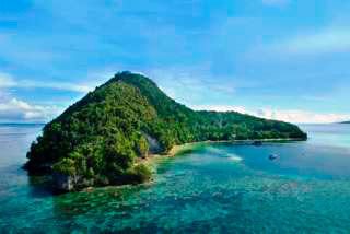 Sorido Bay Resort, Raja Ampat, West Papua, Indonesia Sorido Bay Resort, Raja Ampat, West Papua, Indonesia