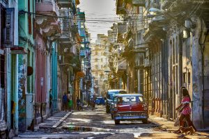 The streets of Havana - photo courtesy of Dorothea Oldani, Unsplash