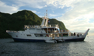 Okeanos Aggressor I in Cocos Island