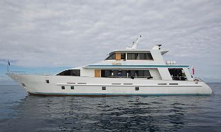 Fiji Aggressor liveaboard