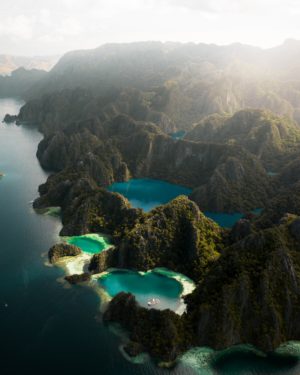 Barracuda Lake, Coron Island, Palawan Province, Philippines - photo courtesy of Jake Irish, Unsplash