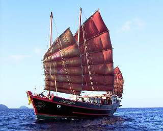 June Hong Chian Lee, sailing to the Similan Islands