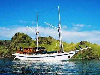 The Komodo Dancer at Komodo Island