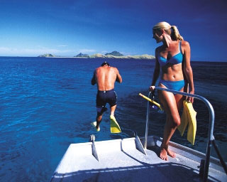 Snorkelling the Coral Coast - photo courtesy of Fiji Visitors Bureau